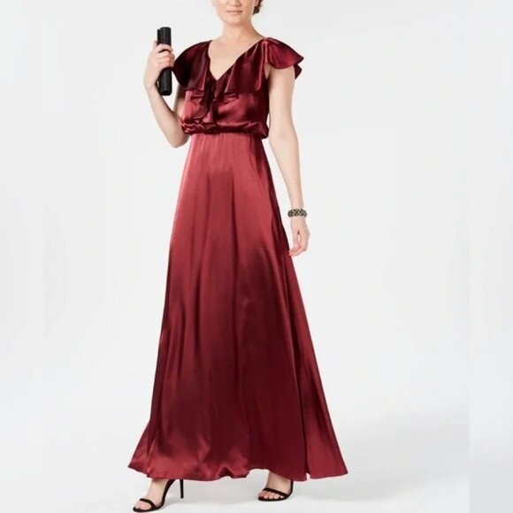 Adrianna Papell V-Neck Ruffled Blouson Satin Gown Deep Red Wine Size 4 NWT‎ - Picture 2 of 11
